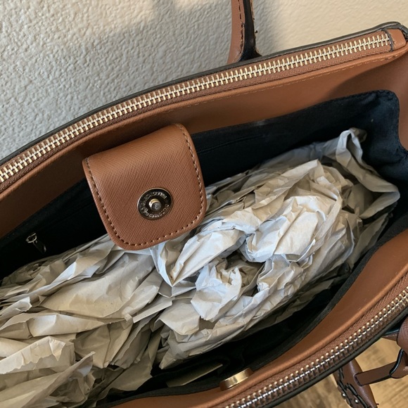 ✨ NWT Kenneth Cole Earth Dowling Handbag Satchel - Picture 5 of 8